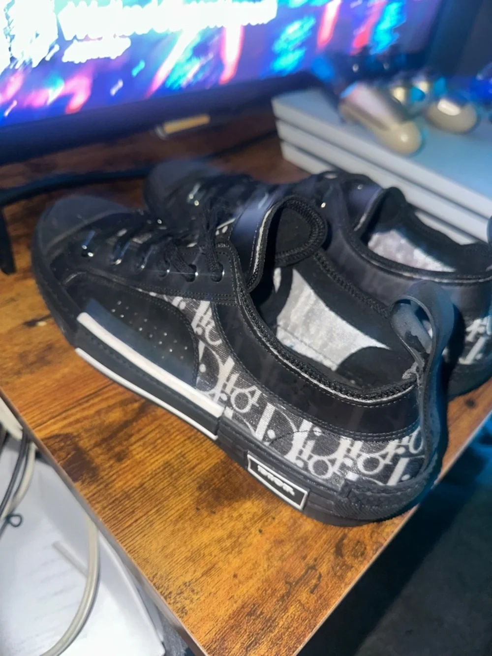 Dior Black Low-Top Logo Panel Sneakers - Picture 3 of 5